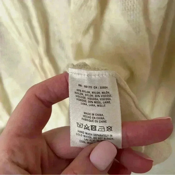 Anthropologie Angel Of The North Lightweight Wool Blend Ivory Cardigan Medium - Picture 5 of 7